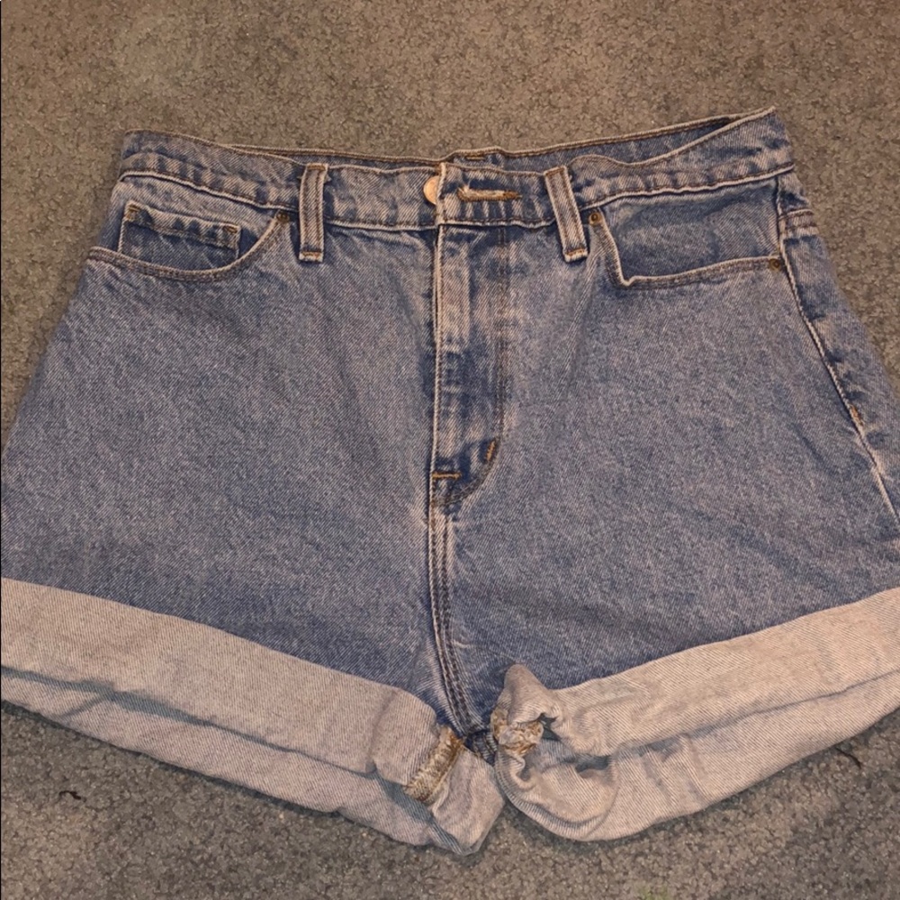 BDG (Urban Outfitters) High Rise Mom Shorts